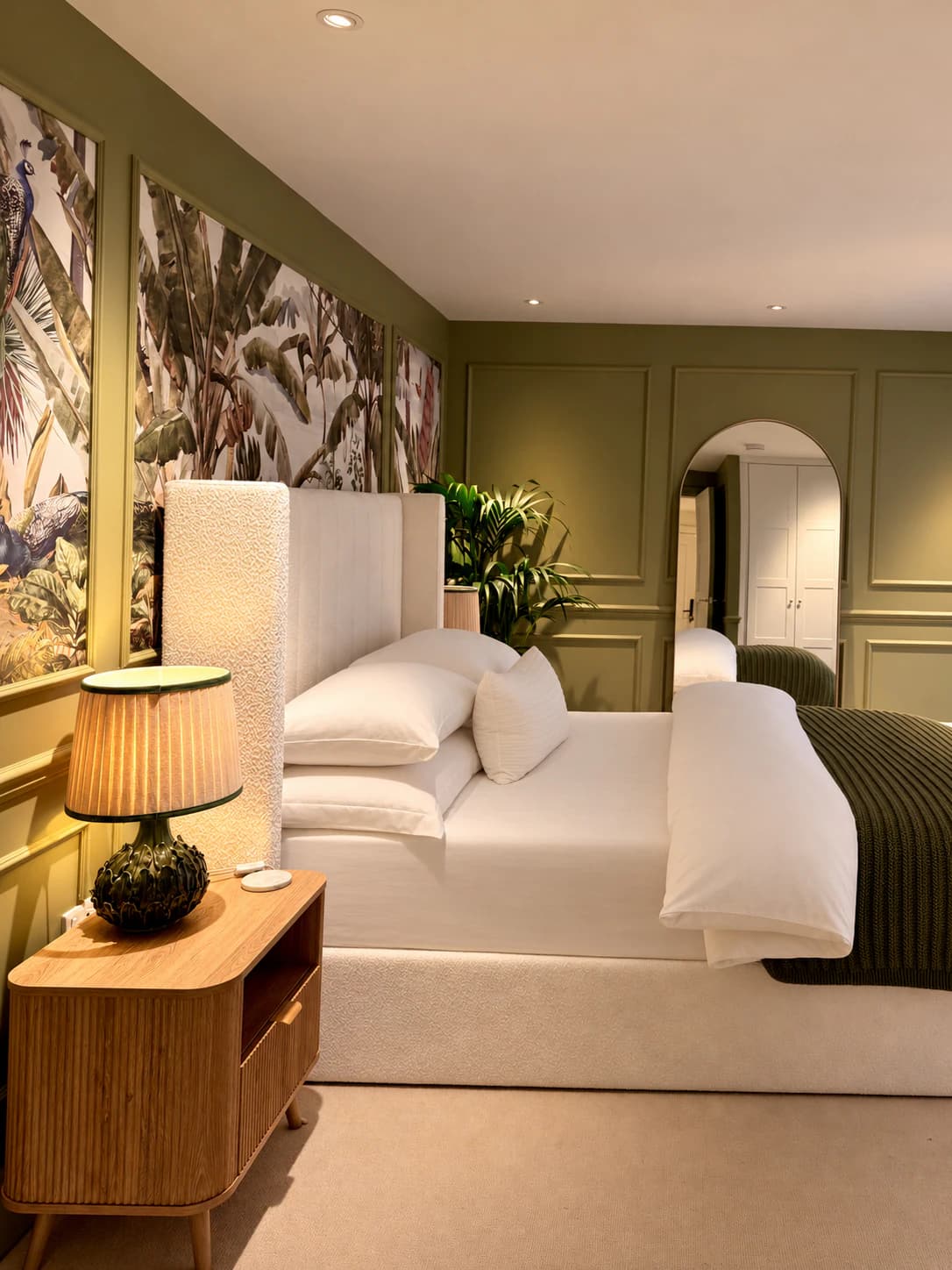 Boutique courtyard retreat, in the heart of Bath